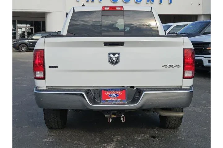 Ram 1500 Classic 2019 4x4 Lo image 5