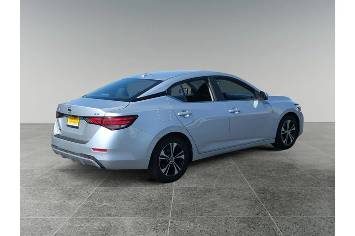 Nissan Sentra 2021 SV 4dr Se image 5