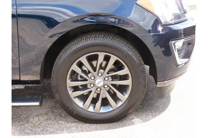 $36999 : Ford Expedition 2021 4x2 Lim image 7