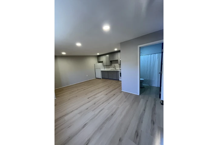 $1400 : Estudio en renta image 4