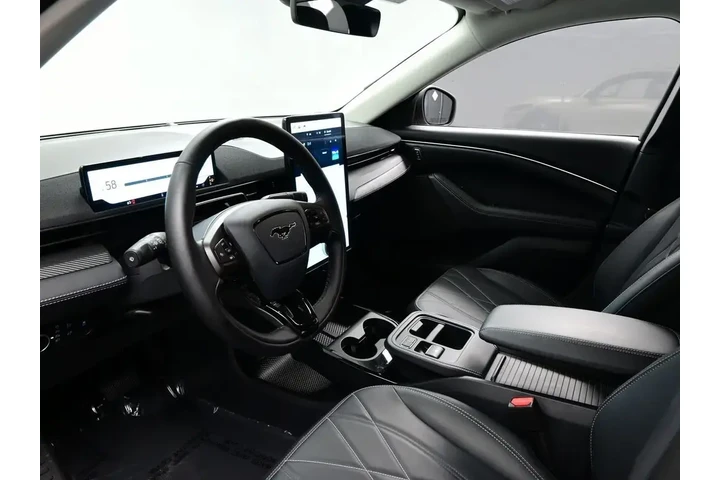 $29440 : Ford Mustang Mach-E 2025 Sel image 8