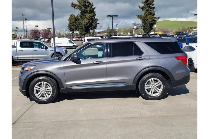 $28500 : Ford Explorer 2022 XLT 4dr S image 7