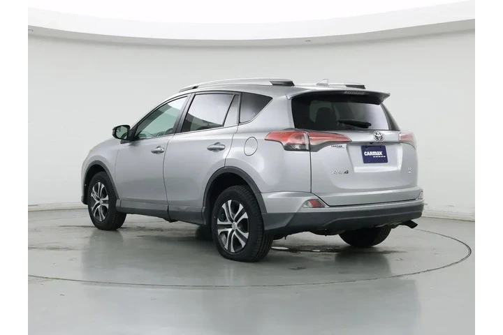 $16998 : Toyota RAV4 2016 AWD LE 4dr image 2