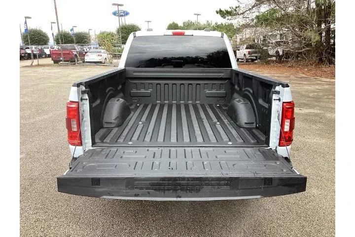 $29889 : Ford F-150 2021 4x2 XLT 4dr image 9