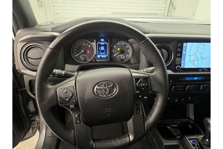 $36998 : Toyota Tacoma 2021 4x2 TRD S image 10