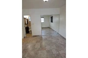 $700 : charming HOME ..Miami, FL thumbnail