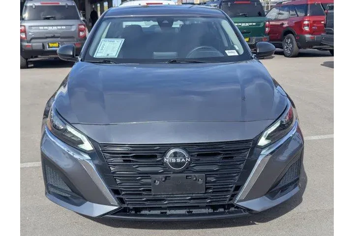 $19999 : Nissan Altima 2024 2.5 SV 4d image 6