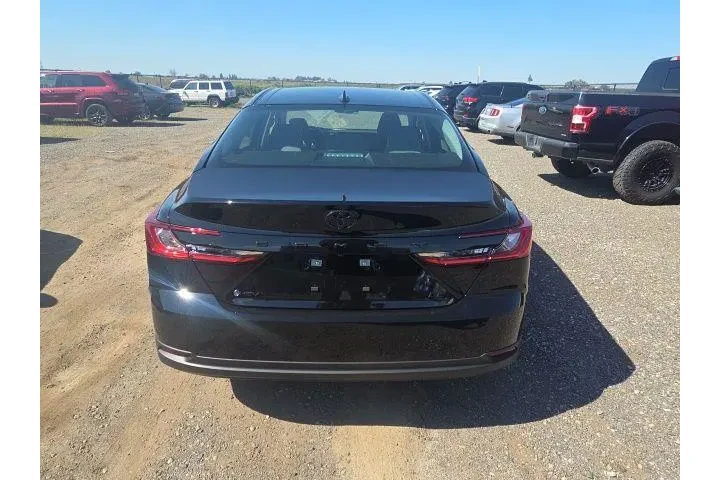 $33900 : Toyota Camry 2026 LE 4dr Sed image 5