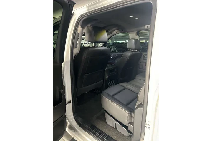 $33995 : GMC Sierra 1500 2018 4x4 SLT image 5