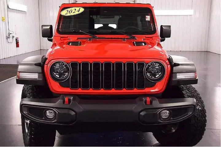$40000 : Jeep Wrangler 2024 4x4 Rubic image 2