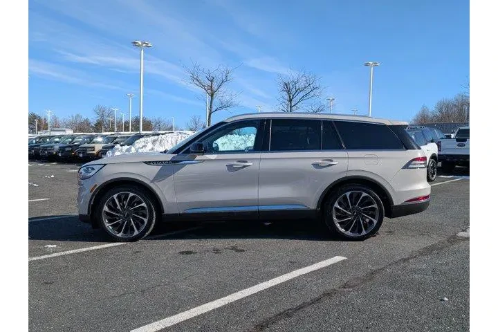 $31972 : Lincoln Aviator 2020 AWD Res image 6