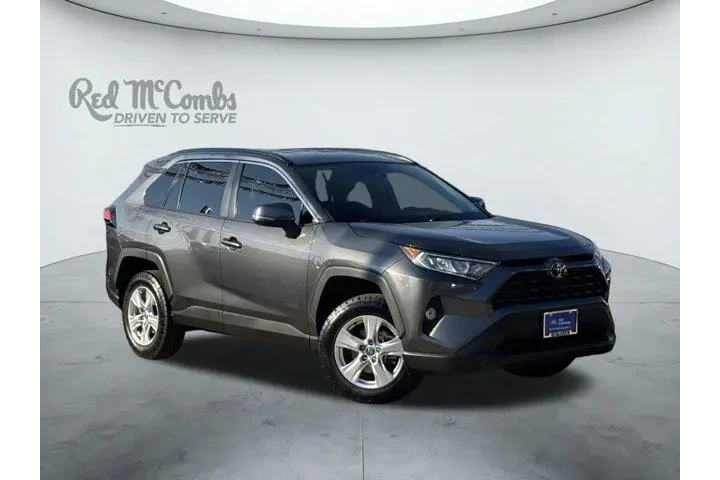 $27974 : Toyota RAV4 2021 AWD XLE 4dr image 1
