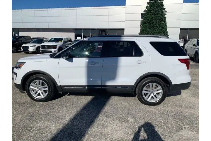 $18794 : Ford Explorer 2018 XLT 4dr S image 5