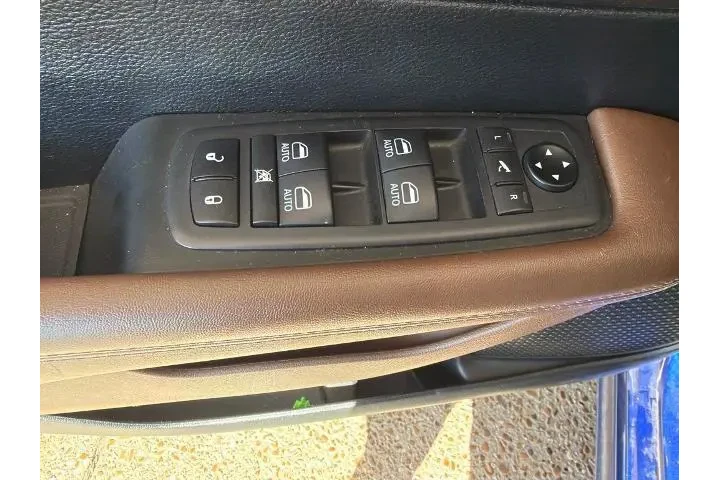 $18165 : Chrysler Pacifica 2020 Limit image 10