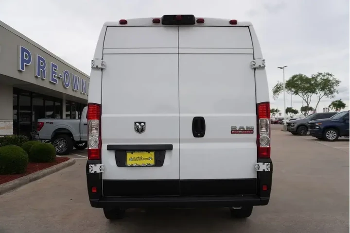 $24988 : Ram ProMaster 2019 2500 136 image 5