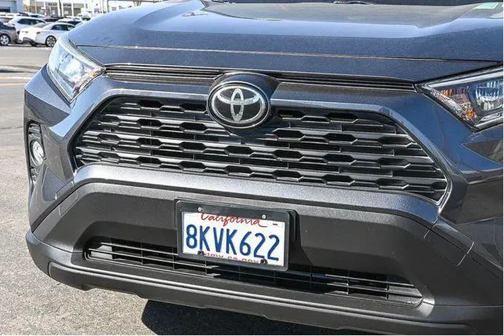 $21988 : Toyota RAV4 2019 XLE 4dr SUV image 5