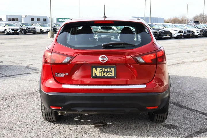 $10449 : 2017 Rogue Sport S image 5