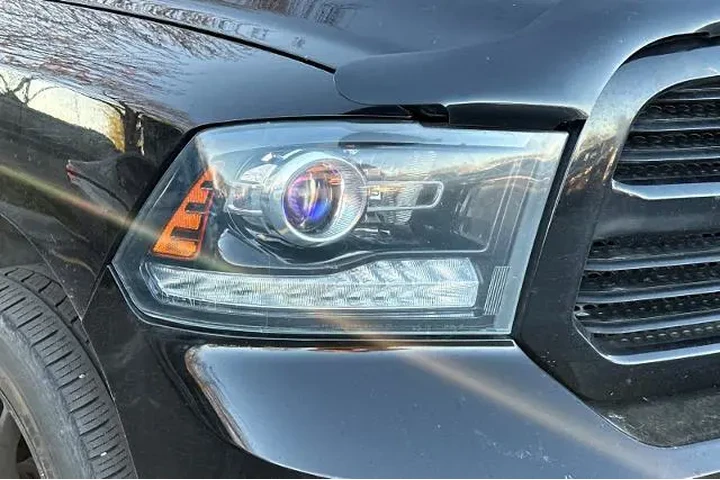 $21995 : Ram 1500 2014 4x4 Sport 4dr image 9