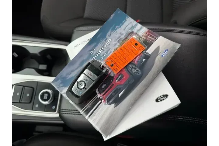 $34500 : Ford Explorer 2024 AWD XLT 4 image 6