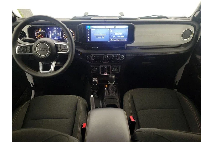 $37998 : Jeep Wrangler 2025 4x4 Sahar image 9