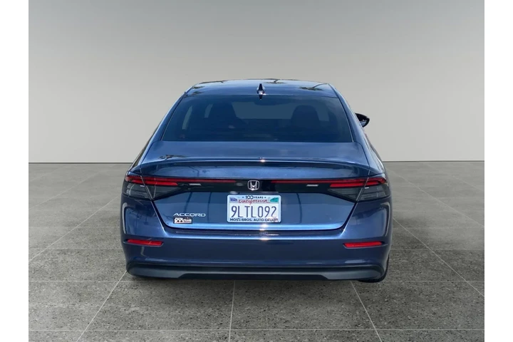 $27791 : Honda Accord 2024 EX 4dr Sed image 4