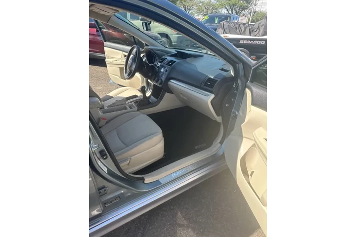 2012 Impreza 2.0i Sport Premi image 3