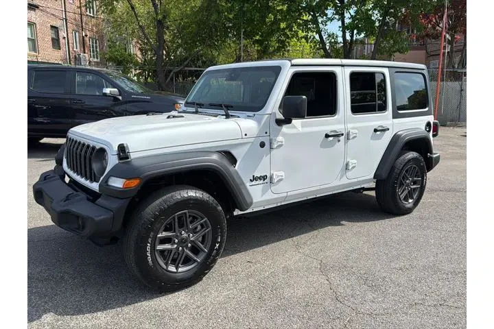 $33490 : Jeep Wrangler 2025 4x4 Sport image 3