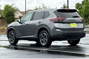 $19835 : Nissan Rogue 2025 SV 4dr Cro thumbnail
