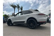 $26777 : 2019 Macan thumbnail
