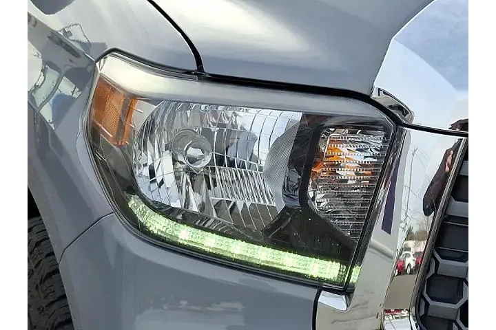 $34997 : Toyota Tundra 2021 4x2 SR5 4 image 9