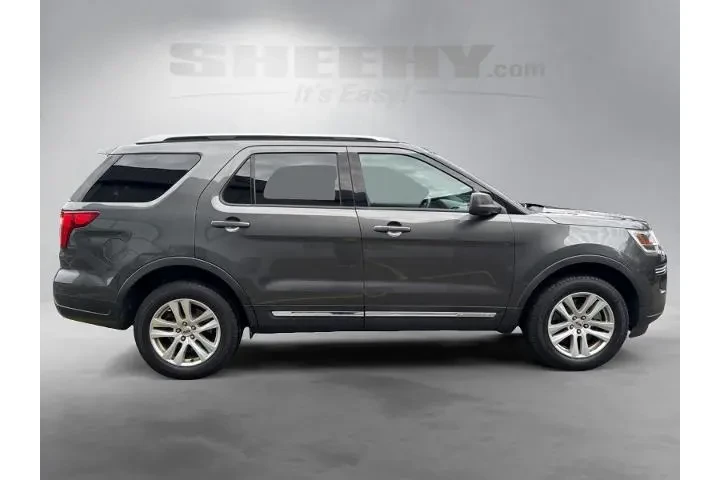 $20795 : Ford Explorer 2019 AWD XLT 4 image 9