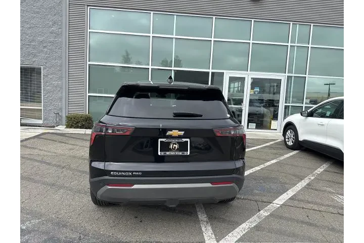 $27950 : Chevrolet Equinox 2025 4x4 L image 6
