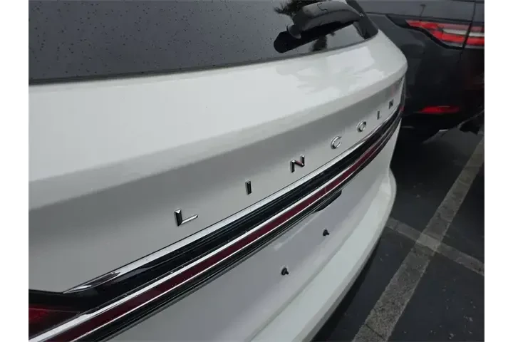 $25990 : Lincoln Nautilus 2023 Standa image 5