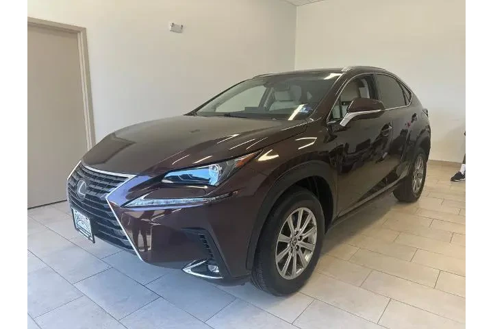 $24554 : Lexus NX 300 2019 AWD 4dr Cr image 4