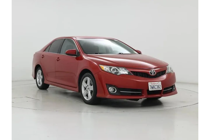 $14998 : Toyota Camry 2014 SE 4dr Sed image 1