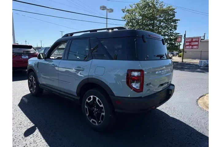 $27768 : Ford Bronco Sport 2023 AWD O image 4