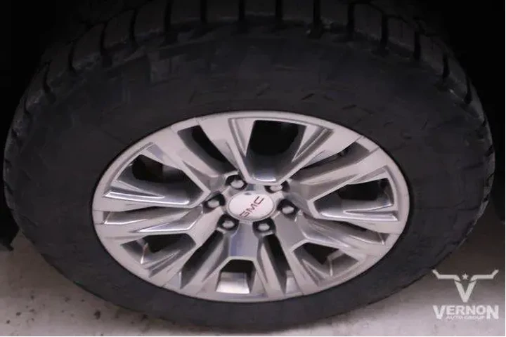 $39999 : GMC Yukon 2021 4x4 Denali 4d image 10