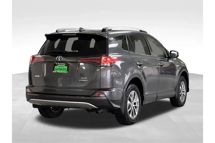 $24788 : 2017 RAV4 Hybrid XLE image 5