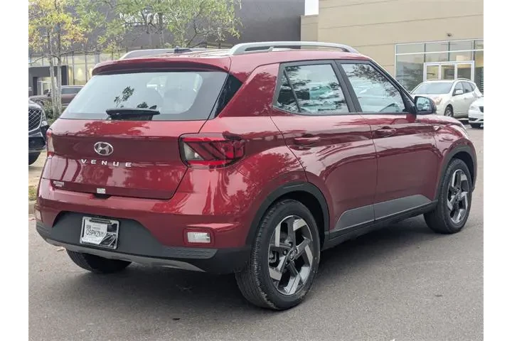 $18662 : Hyundai VENUE 2024 SEL 4dr C image 5