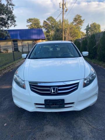 $5550 : 2012 Accord SE image 1