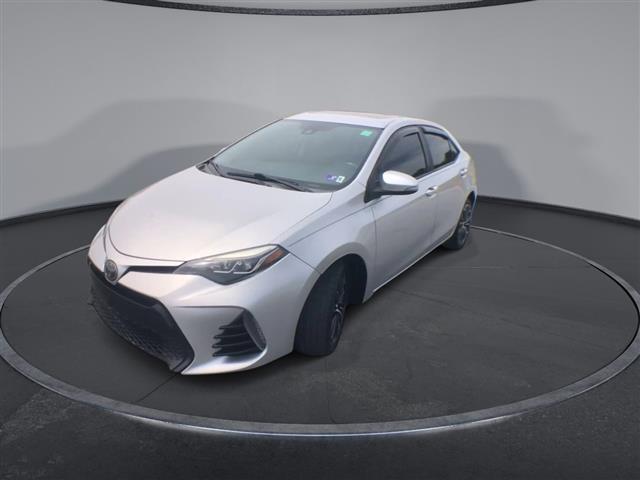 $9500 : PRE-OWNED 2017 TOYOTA COROLLA image 4