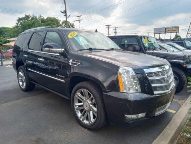 $12900 : 2013 Escalade Platinum Edition image 2