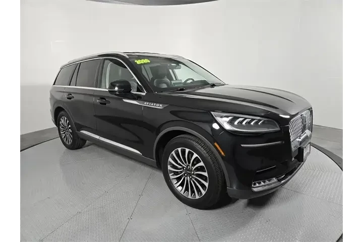 $29742 : Lincoln Aviator 2020 AWD Res image 2