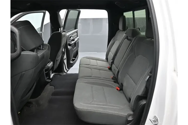 $37988 : Ram 1500 2023 4x4 Big Horn 4 image 10