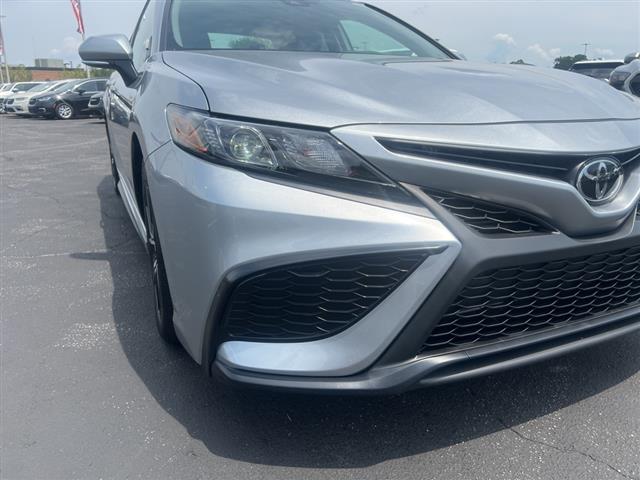 $27899 : PRE-OWNED 2023 TOYOTA CAMRY SE image 9