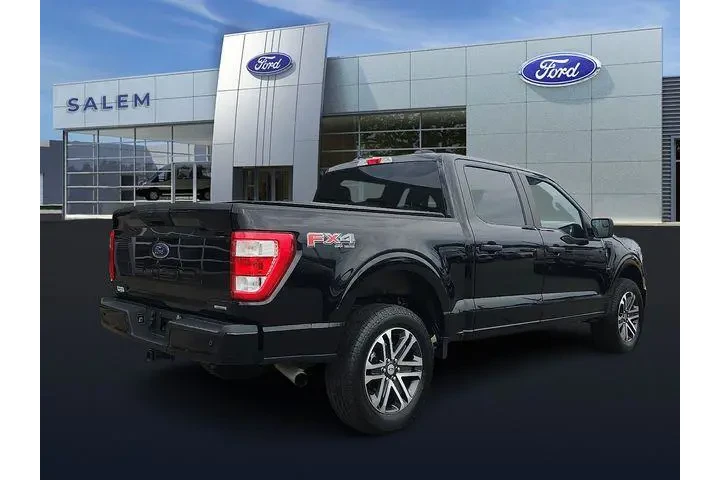 $39667 : Ford F-150 2023 4x4 XL 4dr S image 3