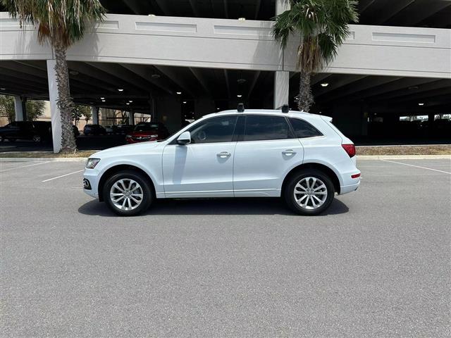 $15000 : 2015 AUDI Q52015 AUDI Q5 image 9