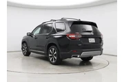 $36998 : Honda Pilot 2023 AWD Touring thumbnail
