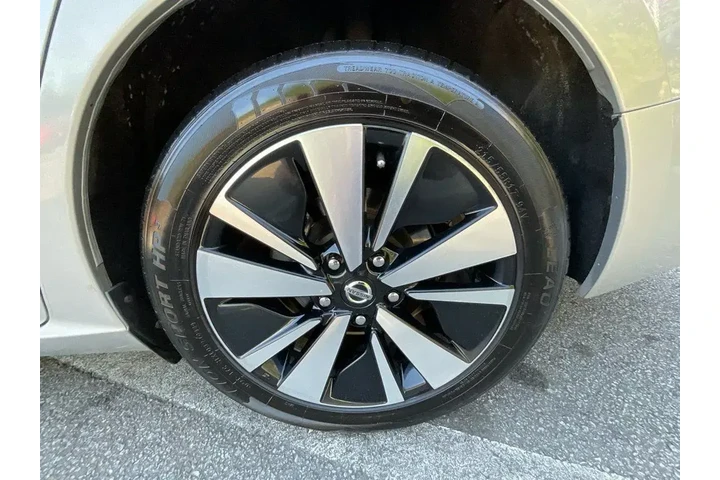 $12485 : Nissan Altima 2022 2.5 SV 4d image 10