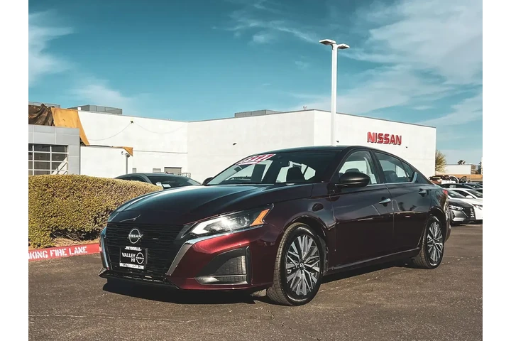 $18997 : Nissan Altima 2024 2.5 SV 4d image 7